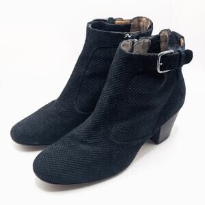 Aquatalia Ankle Boots Size 7 Black Old Money Minimalist Timeless Suede